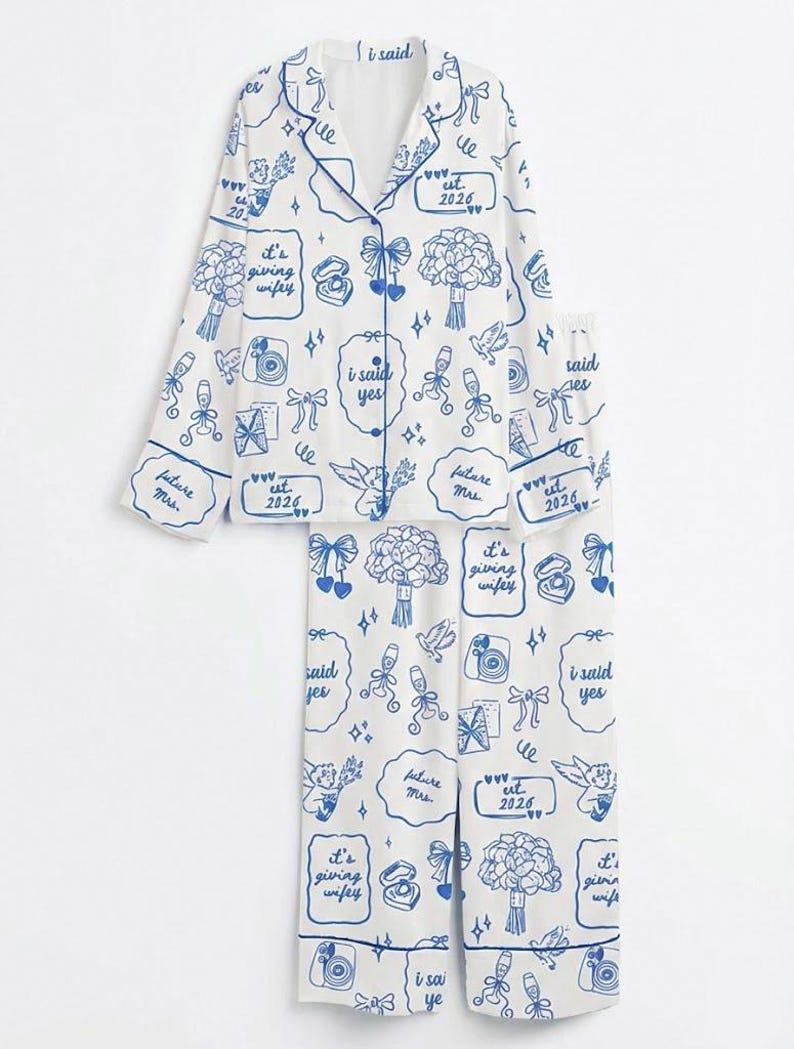 Bride Pajama Set for Women – “I Said Yes” Engagement Print Short Sleeve Pajamas, Bridal Sleepwear