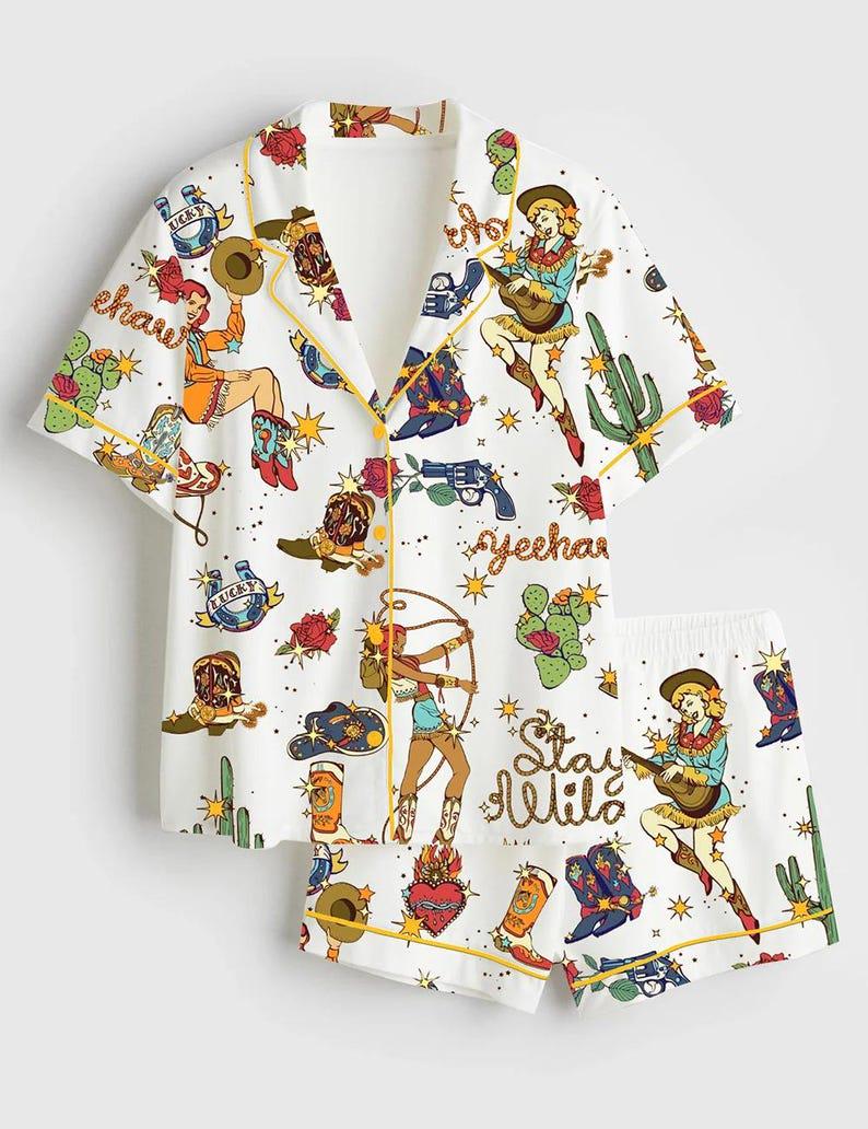Vintage Cowgirl Pajama Set, Western Print Sleepwear, Short Sleeve PJ