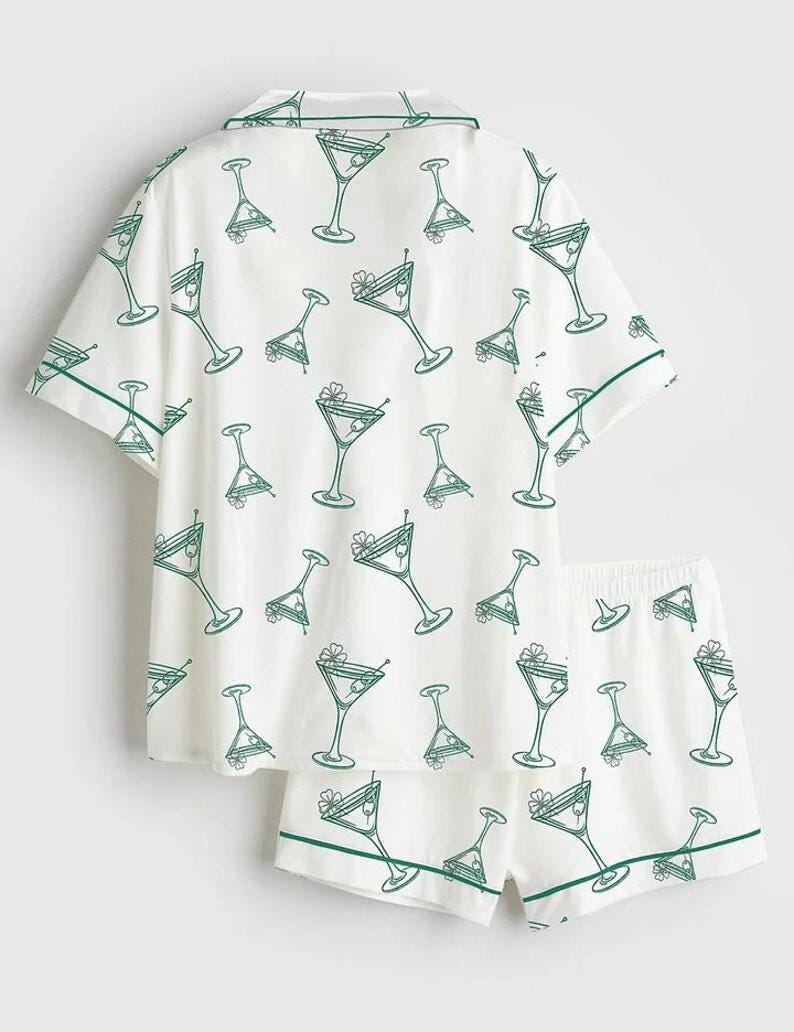 Beach Print Pajama Set: Women's Satin Loungewear