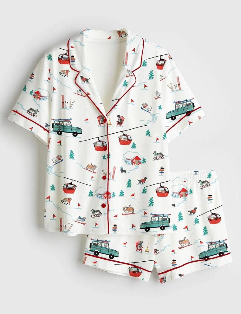 Women's Ski Resort Pajama Set, Snow Scene Sleepwear, Cozy Lodge Lounge Set