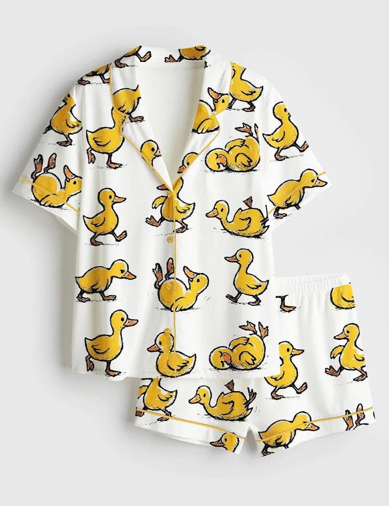Women's Yellow Duckling Print Pajama Set, Imitation Silk Sleepwear, Contrast Piping Lounge Set